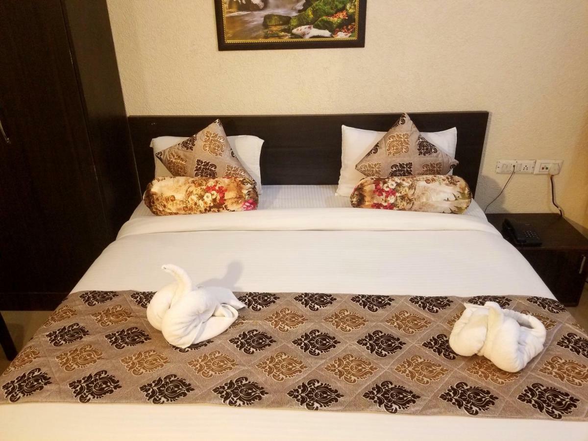 Hotel Krishna'S Near Golden Temple Amritsar Exteriör bild