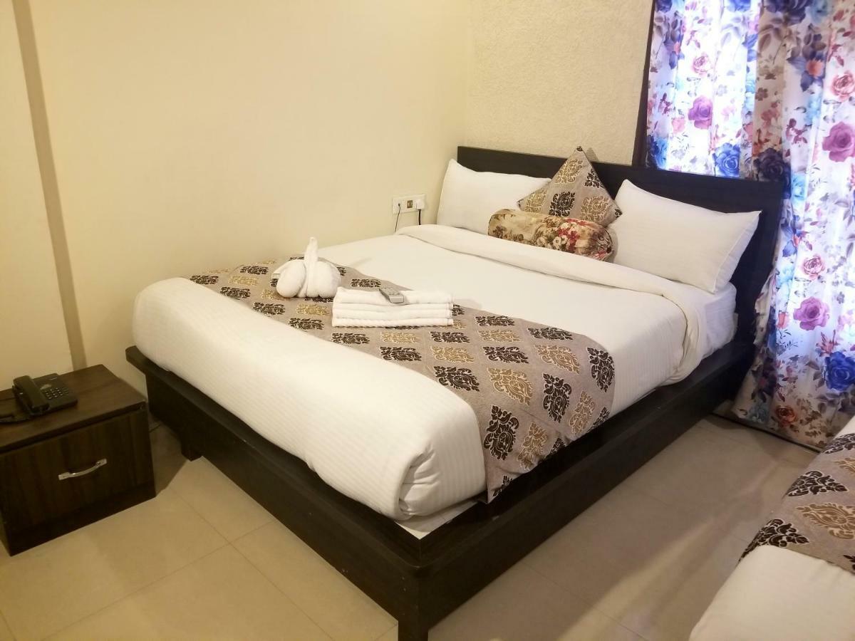 Hotel Krishna'S Near Golden Temple Amritsar Exteriör bild